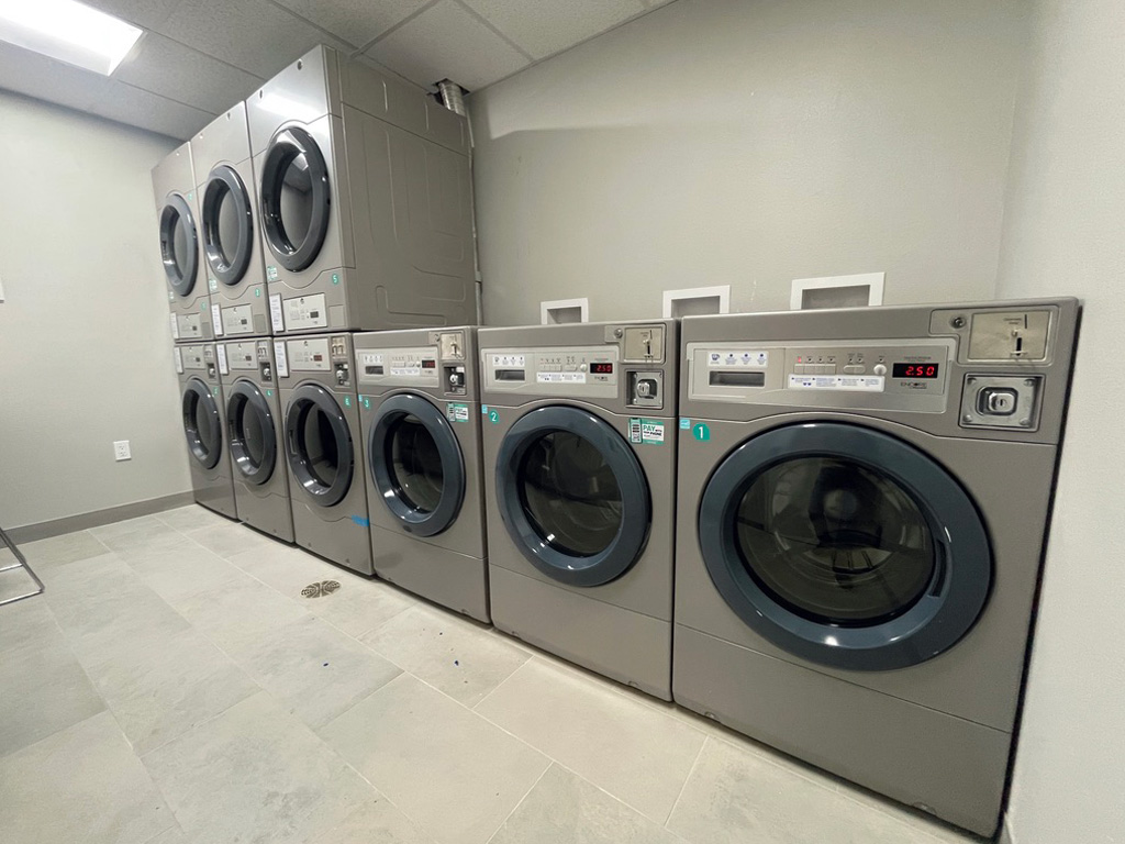 apartment laundry machines
